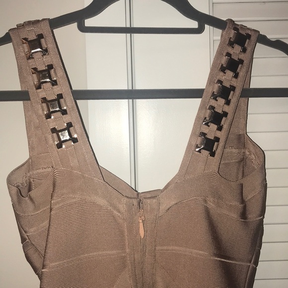 Forever Unique Bodycon dress with Gold Hardware - Picture 4 of 4